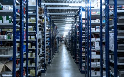 Een opgeruimd magazijn